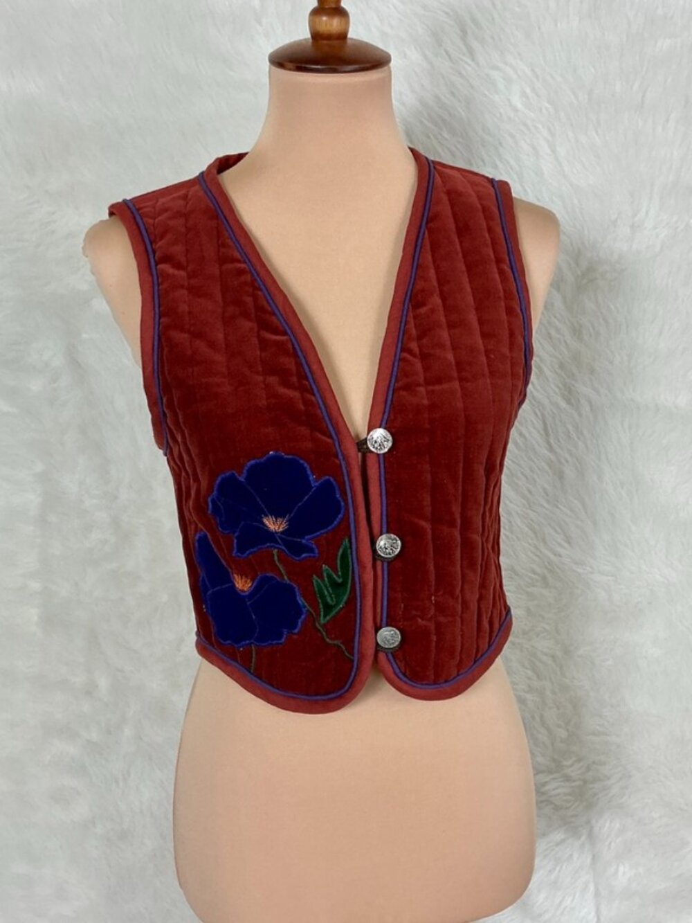 Vintage 70s Burgundy Red Quilted Velvet Purple Floral Pewter Buttons Vest XS/S